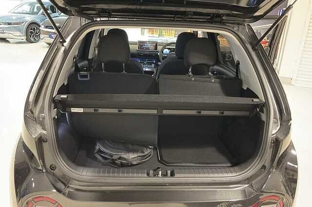 Hyundai INSTER 85kW 02 49kWh 5dr Auto Black
