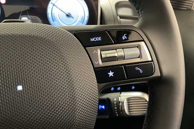 Hyundai INSTER 85kW 02 49kWh 5dr Auto Black