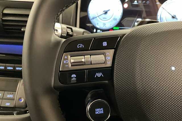 Hyundai INSTER 85kW 02 49kWh 5dr Auto Black