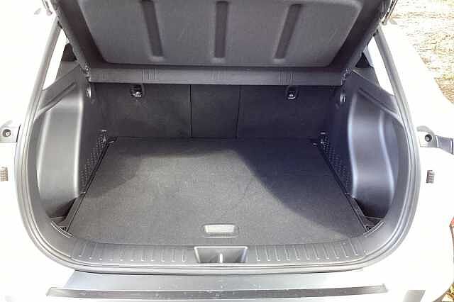 Hyundai KONA 1.6T 138 Advance 5dr DCT White