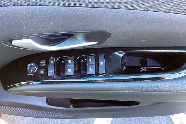 Hyundai TUCSON 1.6 T-GDi PHEV 4WD Aut. 2022MY Premium Black