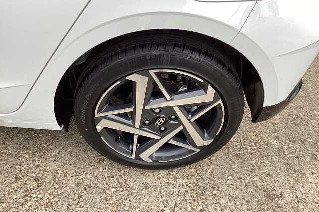 Hyundai I20 1.0T GDi Premium 5dr DCT Hatchback White