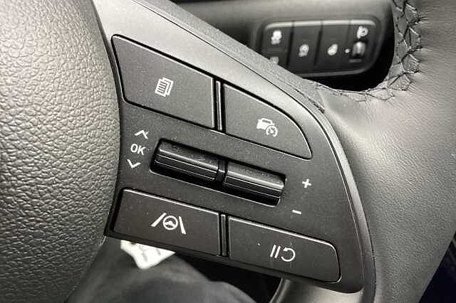 Hyundai I20 1.0T GDi Premium 5dr DCT Hatchback White