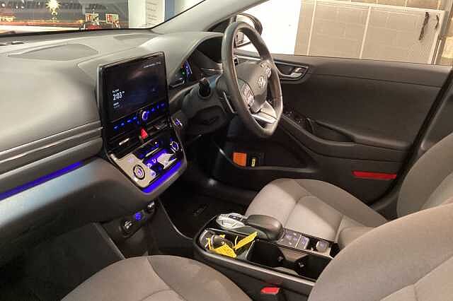 Hyundai IONIQ 100kW Premium 38kWh 5dr Auto