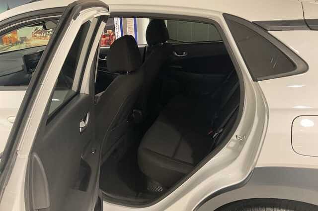 Hyundai KONA 1.6 GDi Hybrid Premium 5dr DCT White