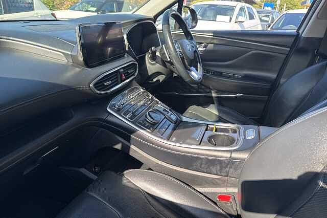 Hyundai SANTA FE 1.6 TGDi Hybrid Premium 5dr Auto White