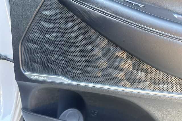 Hyundai SANTA FE 1.6 TGDi Hybrid Premium 5dr Auto White