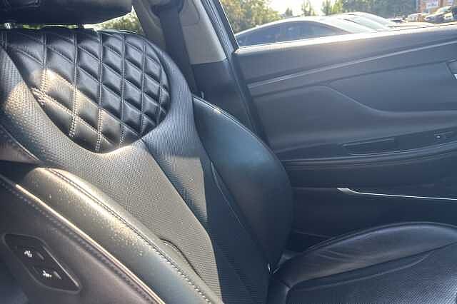 Hyundai SANTA FE 1.6 TGDi Hybrid Premium 5dr Auto White