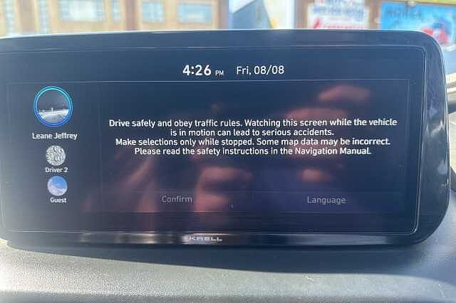 Hyundai SANTA FE 1.6 TGDi Hybrid Premium 5dr Auto White