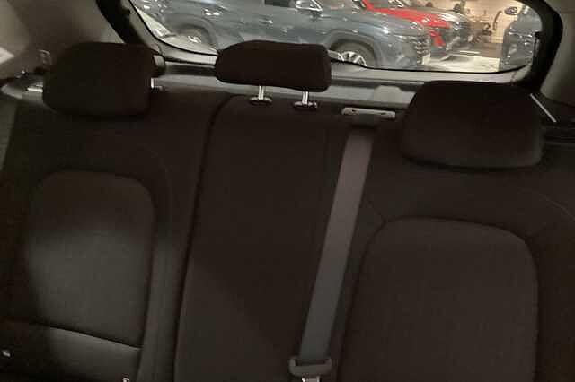 Hyundai KONA 1.6 GDi Hybrid Premium 5dr DCT Black