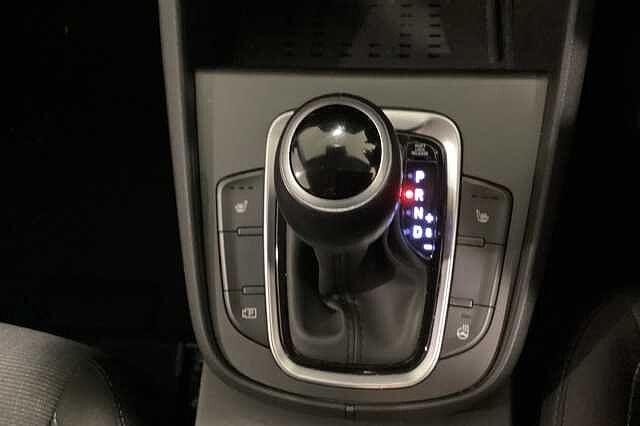 Hyundai KONA 1.6 GDi Hybrid Premium 5dr DCT Black