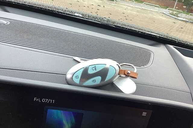 Hyundai KONA 160kW Ultimate 65kWh 5dr Auto Black