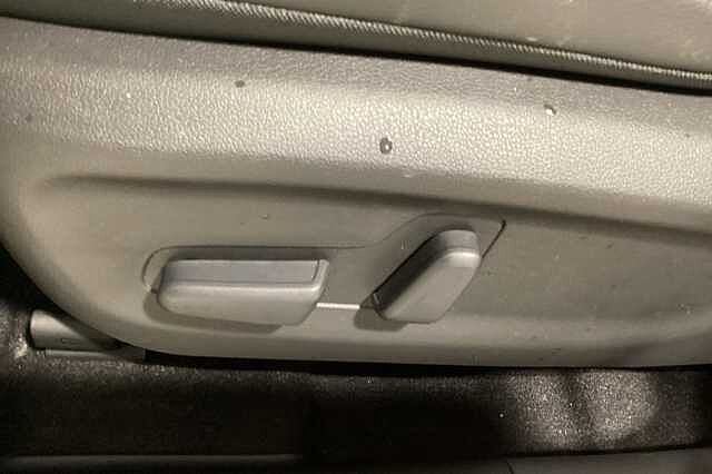 Hyundai KONA 150kW Ultimate 64kWh 5dr Auto Red