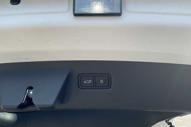 Hyundai SANTA FE 1.6 TGDi Plug-in Hybrid Premium 5dr 4WD Auto
