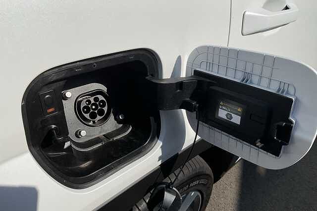 Hyundai SANTA FE 1.6 TGDi Plug-in Hybrid Premium 5dr 4WD Auto