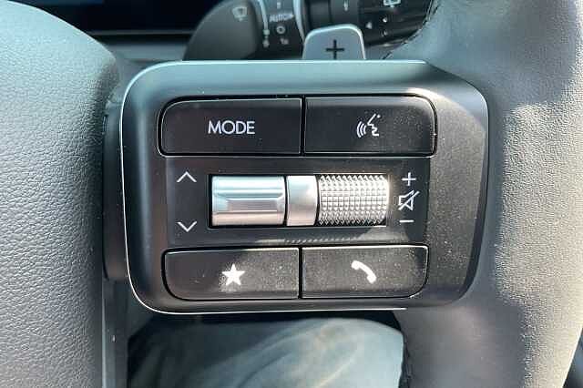 Hyundai SANTA FE 1.6 TGDi Plug-in Hybrid Premium 5dr 4WD Auto