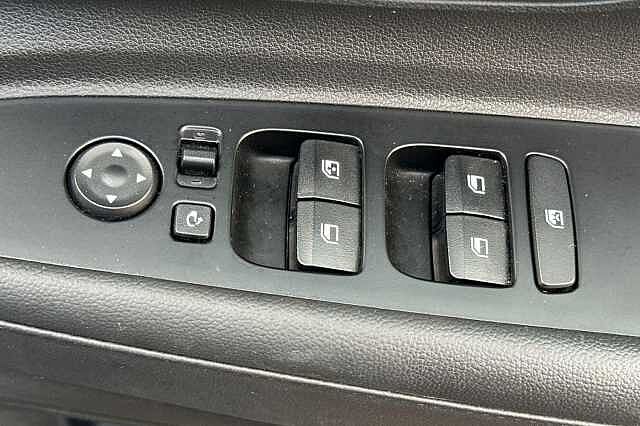 Hyundai I20 1.0T GDi Premium 5dr Pearl - Meta blue