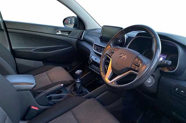 Hyundai TUCSON 1.6 GDi SE Nav 5dr 2WD BLUE