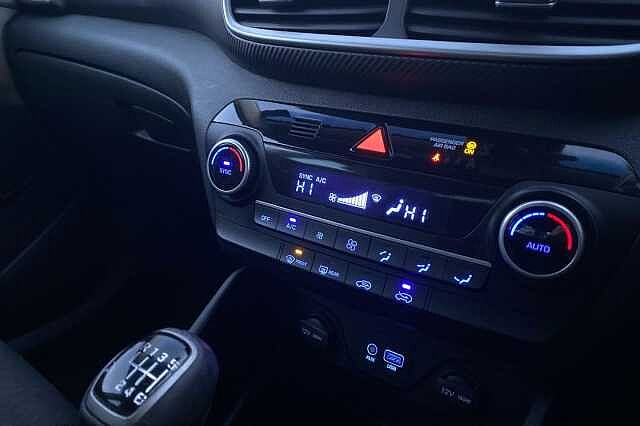 Hyundai TUCSON 1.6 GDi SE Nav 5dr 2WD BLUE