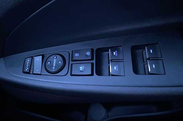 Hyundai TUCSON 1.6 GDi SE Nav 5dr 2WD BLUE