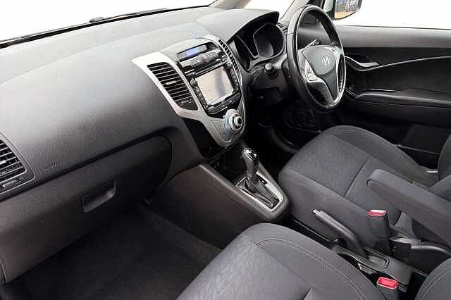 Hyundai IX20 1.6 SE Nav 5dr Auto