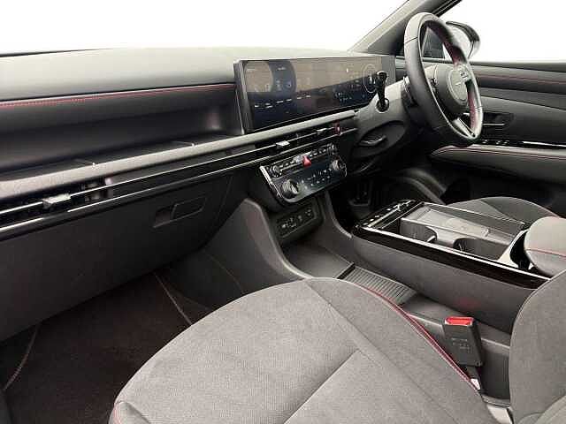 Hyundai TUCSON 1.6T Hybrid N Line 5dr Auto Pearl - Abyss black