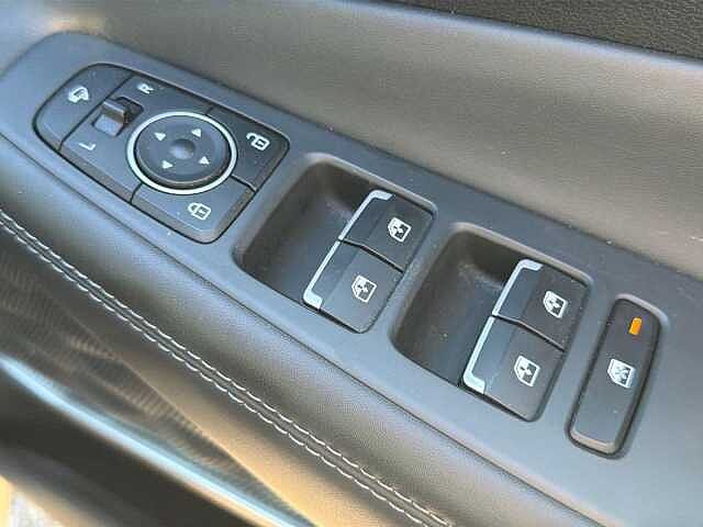 Hyundai SANTA FE 1.6 TGDi Hybrid Ultimate 5dr Auto