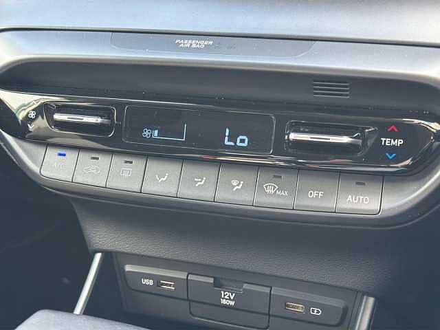 Hyundai I20 1.0T GDi 48V MHD Premium 5dr DCT Pearl - Mangrove green