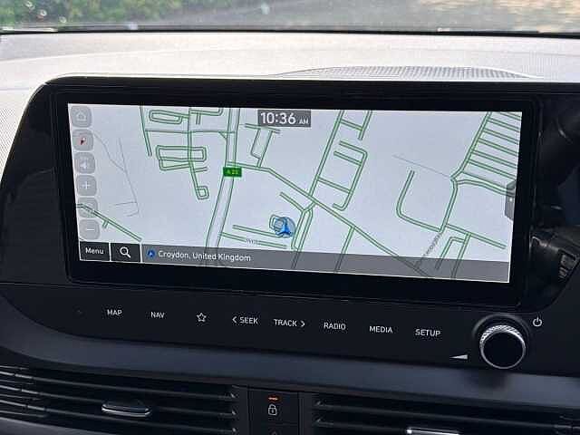 Hyundai I20 1.0T GDi 48V MHD Premium 5dr DCT Pearl - Mangrove green