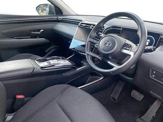 Hyundai TUCSON 1.6 TGDi Hybrid 230 SE Connect 5dr 2WD Auto Black
