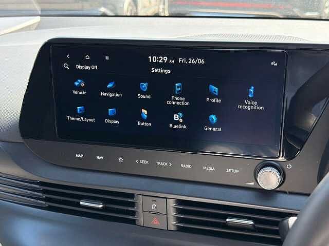 Hyundai BAYON 1.0 TGDi [90] Tech Line 5dr DCT Pearl - Phantom black