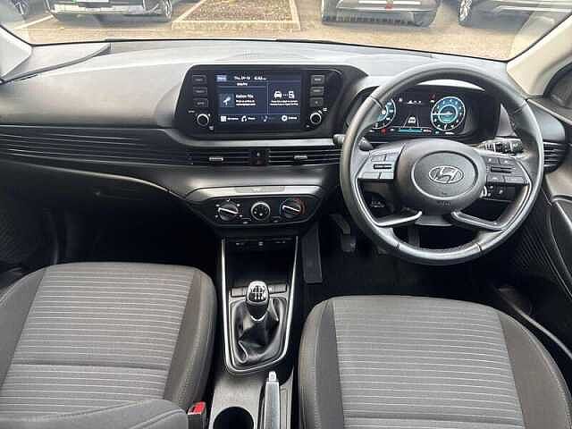 Hyundai I20 1.0 T-GDI MHEV SE CONNECT HATCHBACK 5DR PETROL HYBRID MANUAL EURO 6 (S/S) (100 P Atlas White
