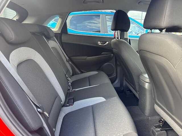 Hyundai KONA 1.0 T-GDI PLAY SUV 5DR PETROL MANUAL EURO 6 (S/S) (120 PS) Tangerine Comet