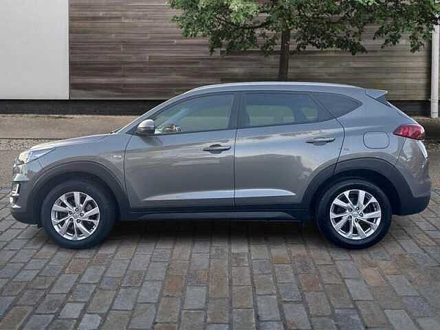 Hyundai TUCSON 1.6 CRDI MHEV SE NAV SUV 5DR DIESEL HYBRID MANUAL EURO 6 (S/S) (115 PS) Olivine Grey