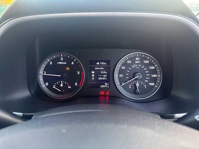 Hyundai TUCSON 1.6 CRDI MHEV SE NAV SUV 5DR DIESEL HYBRID MANUAL EURO 6 (S/S) (115 PS) Olivine Grey