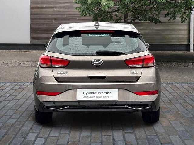 Hyundai i30 1.0 T-GDi MHEV SE Connect Hatchback 5dr Petrol Hybrid Manual Euro 6 (s/s) (120 p