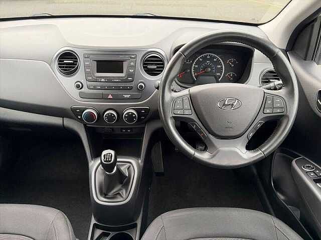 Hyundai i10 1.0 SE Hatchback 5dr Petrol Manual Euro 6 (67 ps)