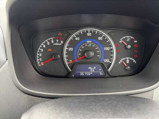 Hyundai i10 1.0 SE Hatchback 5dr Petrol Manual Euro 6 (67 ps)