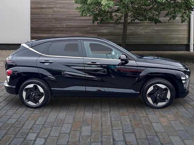 Hyundai KONA 65.4kWh Advance SUV 5dr Electric Auto (218 ps) Abyss Black