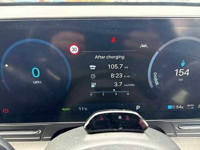 Hyundai KONA 65.4kWh Advance SUV 5dr Electric Auto (218 ps) Abyss Black