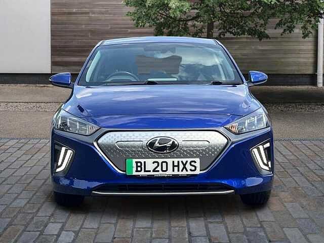 Hyundai IONIQ 38.3kWh Premium Hatchback 5dr Electric Auto (136 ps)