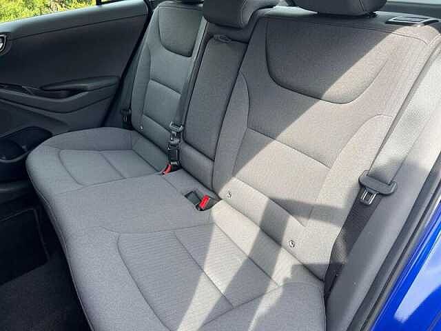 Hyundai IONIQ 38.3kWh Premium Hatchback 5dr Electric Auto (136 ps)