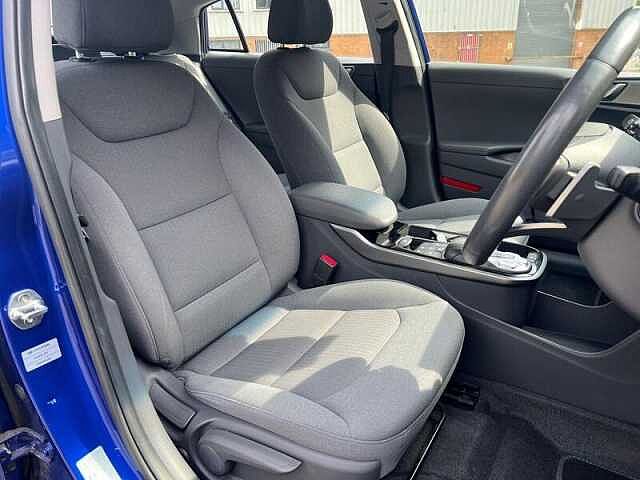 Hyundai IONIQ 38.3kWh Premium Hatchback 5dr Electric Auto (136 ps)
