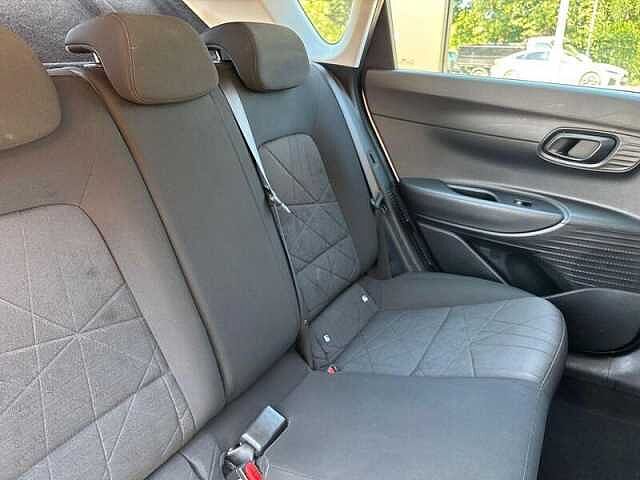 Hyundai BAYON 1.0 T-GDi MHEV SE Connect SUV 5dr Petrol Hybrid Manual Euro 6 (s/s) (100 ps)