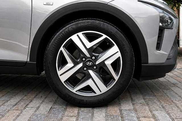 Hyundai BAYON 1.0 T-GDi MHEV Premium SUV 5dr Petrol Hybrid DCT Euro 6 (s/s) (100 ps)