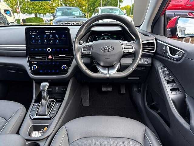 Hyundai IONIQ 1.6 h-GDi Premium SE Hatchback 5dr Petrol Hybrid DCT Euro 6 (s/s) (141 ps)