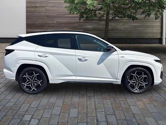 Hyundai TUCSON 1.6 T-GDi N Line SUV 5dr Petrol Manual Euro 6 (s/s) (150 ps) Serenity White