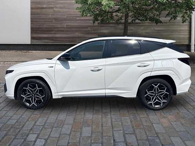 Hyundai TUCSON 1.6 T-GDi N Line SUV 5dr Petrol Manual Euro 6 (s/s) (150 ps) Serenity White