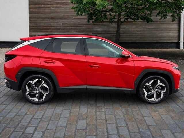 Hyundai TUCSON 1.6 T-GDi 13.8kWh Ultimate SUV 5dr Petrol Plug-in Hybrid Auto 4WD Euro 6 (s/s) ( Engine Red