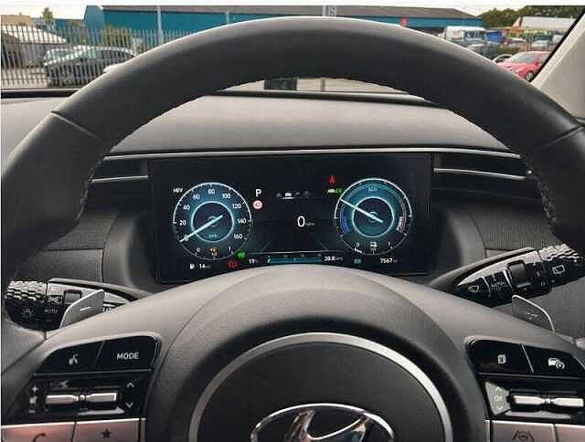 Hyundai TUCSON 1.6 T-GDi 13.8kWh Ultimate SUV 5dr Petrol Plug-in Hybrid Auto 4WD Euro 6 (s/s) ( Engine Red